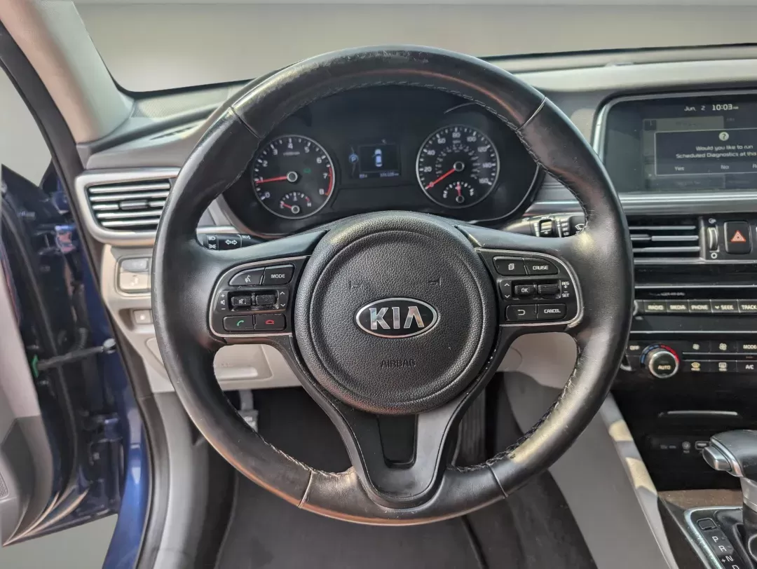 2016 /Gray Kia Optima EX (5XXGU4L37GG) with an Regular Unleaded I-4 2.4 L/144 engine, 6-Speed Automatic w/OD transmission, located at 3959 U.S. 80 W, Phenix City, AL, 36870, (334) 297-4885, 32.469296, -85.135185 - 2016 Kia Optima EX - Photo#16