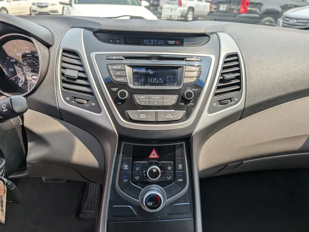 2015 /Gray Hyundai Elantra SE (5NPDH4AE7FH) with an Regular Unleaded I-4 1.8 L/110 engine, 6-Speed Automatic w/OD transmission, located at 3959 U.S. 80 W, Phenix City, AL, 36870, (334) 297-4885, 32.469296, -85.135185 - 2015 Hyundai Elantra SE - Photo#14