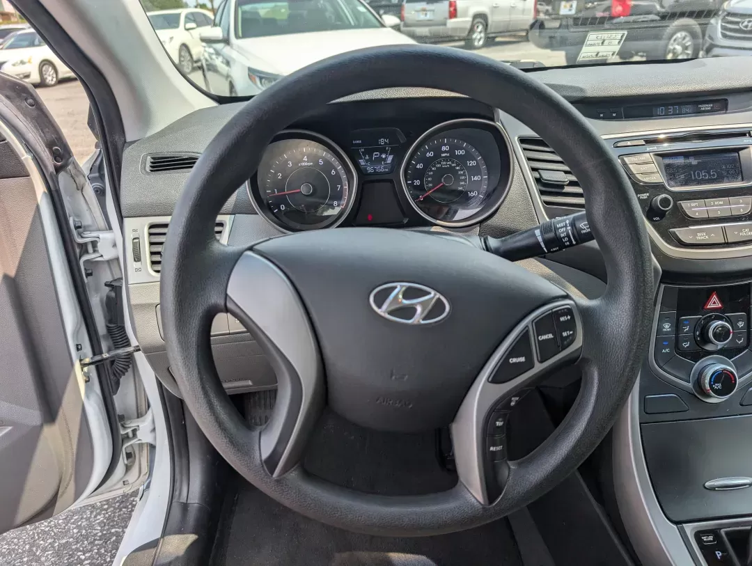 2015 /Gray Hyundai Elantra SE (5NPDH4AE7FH) with an Regular Unleaded I-4 1.8 L/110 engine, 6-Speed Automatic w/OD transmission, located at 3959 U.S. 80 W, Phenix City, AL, 36870, (334) 297-4885, 32.469296, -85.135185 - 2015 Hyundai Elantra SE - Photo#15