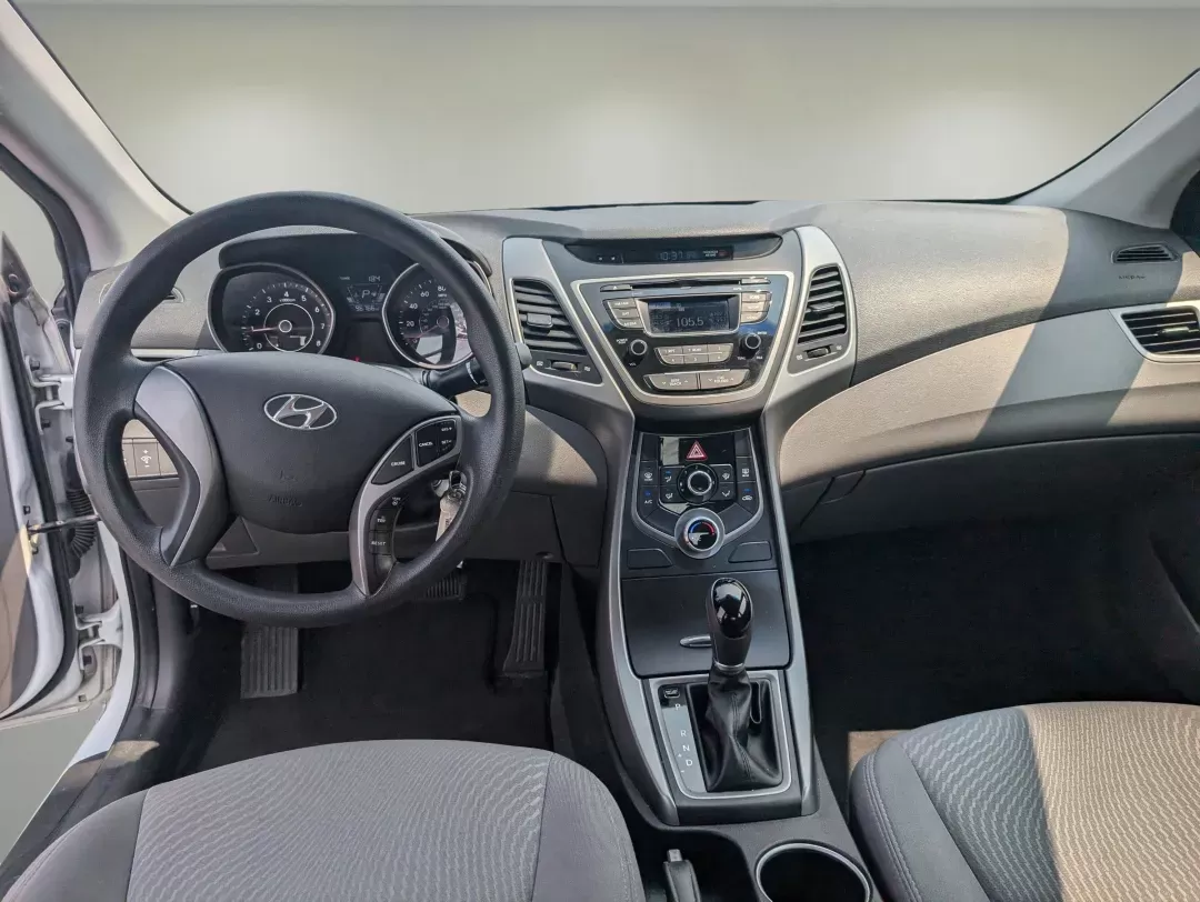 2015 /Gray Hyundai Elantra SE (5NPDH4AE7FH) with an Regular Unleaded I-4 1.8 L/110 engine, 6-Speed Automatic w/OD transmission, located at 3959 U.S. 80 W, Phenix City, AL, 36870, (334) 297-4885, 32.469296, -85.135185 - 2015 Hyundai Elantra SE - Photo#12