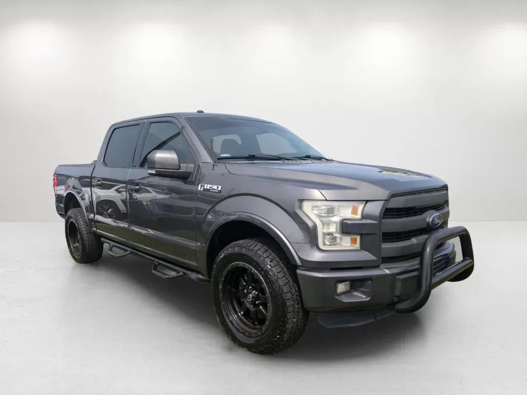 2016 Ford F-150 Lariat (1FTEW1EF5GK) with an Regular Unleaded V-8 5.0 L engine, 6-Speed Automatic w/OD transmission, located at 3959 U.S. 80 W, Phenix City, AL, 36870, (334) 297-4885, 32.469296, -85.135185 - 2016 Ford F-150 Lariat - Photo#3