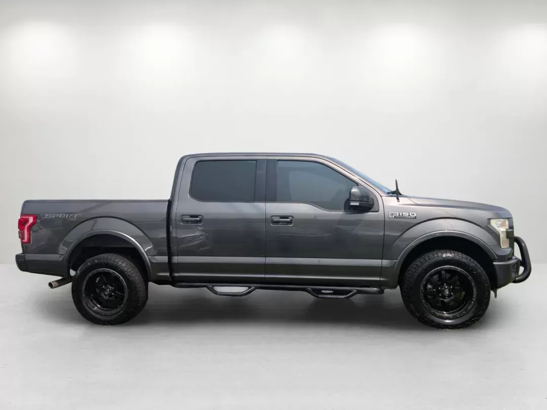 2016 Ford F-150 Lariat (1FTEW1EF5GK) with an Regular Unleaded V-8 5.0 L engine, 6-Speed Automatic w/OD transmission, located at 3959 U.S. 80 W, Phenix City, AL, 36870, (334) 297-4885, 32.469296, -85.135185 - 2016 Ford F-150 Lariat - Photo#4