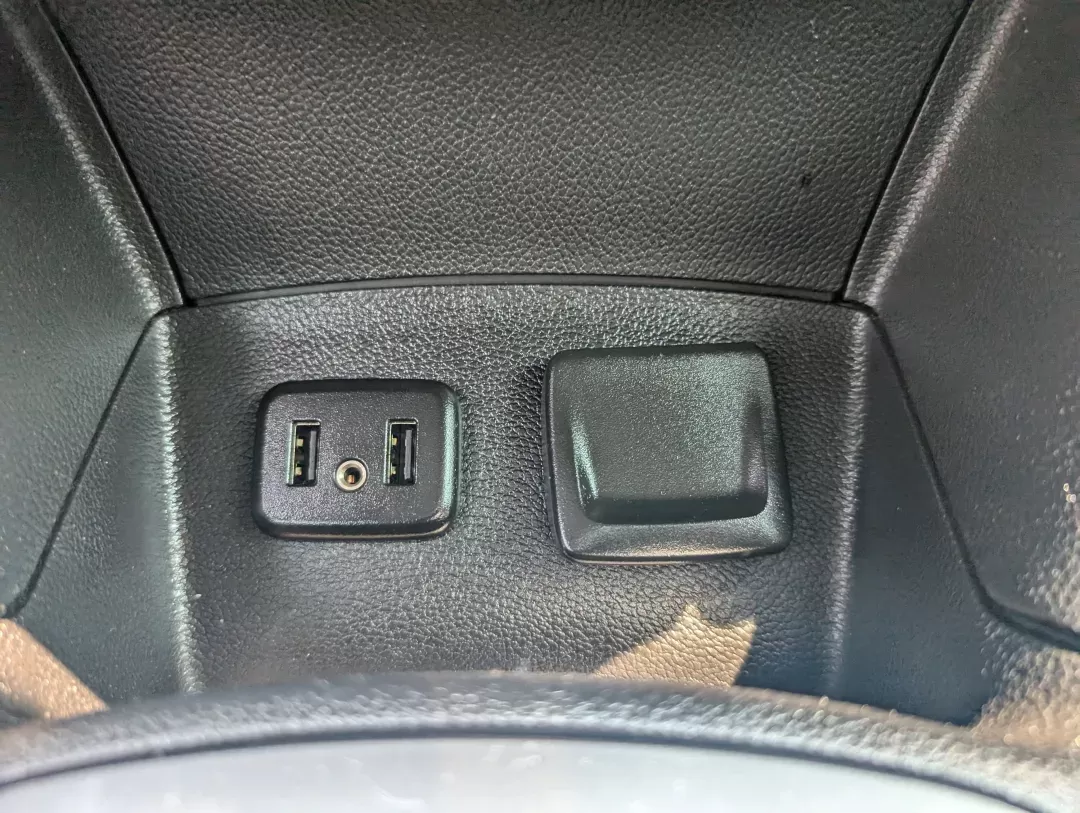 2019 /Jet Black Chevrolet Cruze LS (3G1BC6SM2KS) with an Turbocharged Gas I4 1.4L/85 engine, 6-Speed Automatic transmission, located at 3959 U.S. 80 W, Phenix City, AL, 36870, (334) 297-4885, 32.469296, -85.135185 - 2019 Chevrolet Cruze LS - Photo#14
