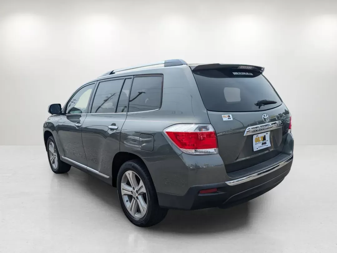 2013 Toyota Highlander Limited (5TDYK3EH3DS) with an Gas V6 3.5L/211 engine, 5-Speed Automatic w/Manual Shift transmission, located at 3959 U.S. 80 W, Phenix City, AL, 36870, (334) 297-4885, 32.469296, -85.135185 - 2013 Toyota Highlander Limited - Photo#7