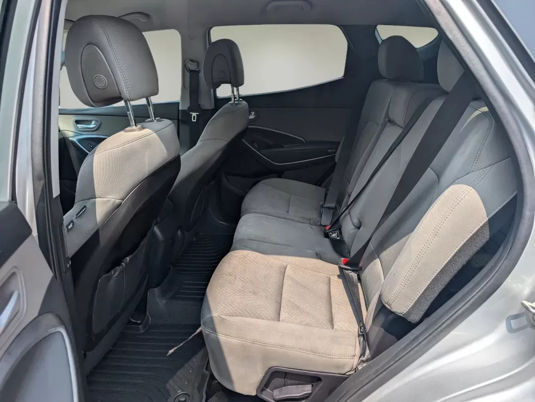 2018 /Gray Hyundai Santa Fe Sport 2.4L (5XYZU3LB5JG) with an Regular Unleaded I-4 2.4 L/144 engine, 6-Speed Automatic w/OD transmission, located at 5115 14th Ave., Columbus, GA, 31904, (706) 323-0345, 32.511494, -84.971046 - 2018 Hyundai Santa Fe Sport 2.4L - Photo#10