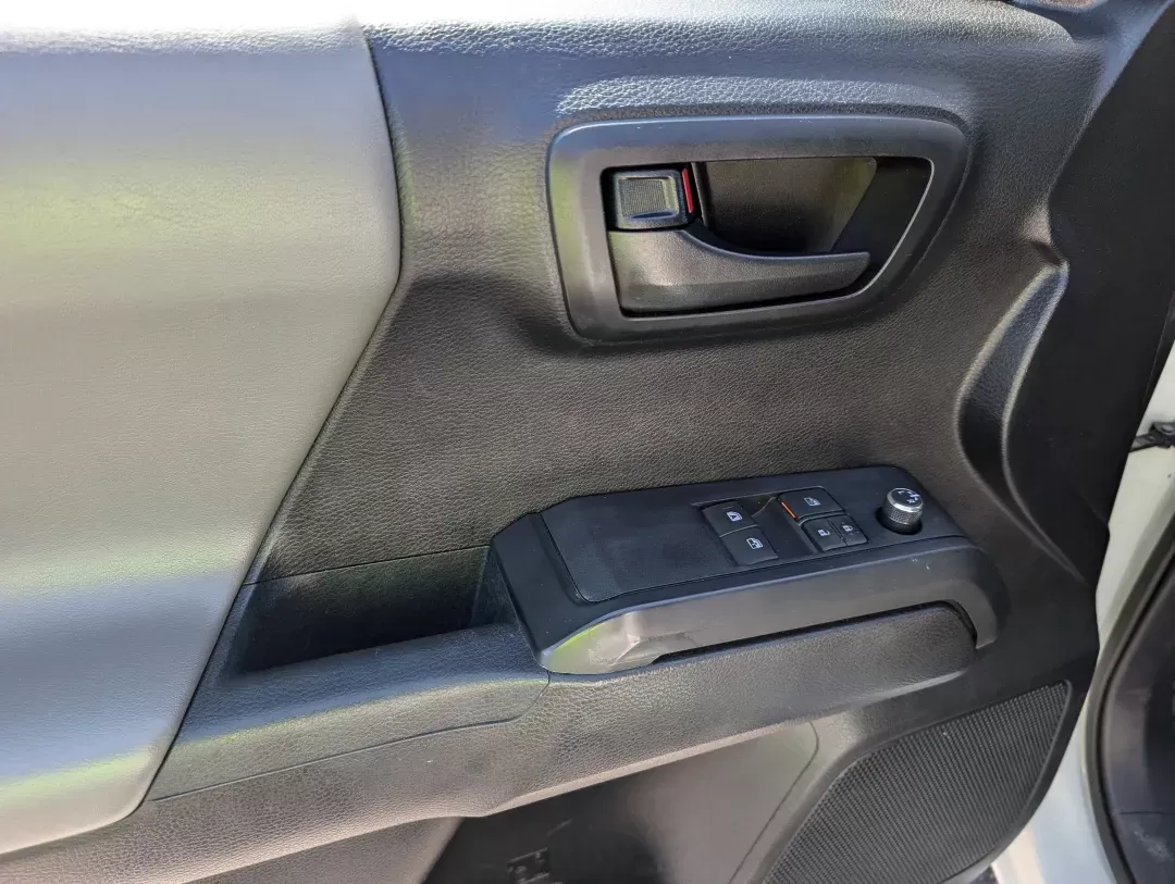 2017 Toyota Tacoma SR (5TFRX5GN9HX) with an Regular Unleaded I-4 2.7 L/164 engine, 6-Speed Automatic w/OD transmission, located at 3959 U.S. 80 W, Phenix City, AL, 36870, (334) 297-4885, 32.469296, -85.135185 - **Unlock Your Adventurous Spirit with This 2017 Toyota Tacoma SR at Gils Auto!**<br /> <br /> Are you ready to elevate your outdoor adventures or tackle daily tasks with confidence? The 2017 Toyota Tacoma SR is the perfect blend of rugged utility and modern comfort, making it an ideal choice for wee - Photo#8