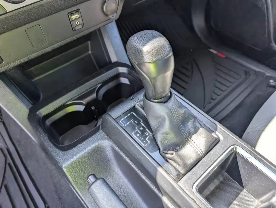 2017 Toyota Tacoma SR (5TFRX5GN9HX) with an Regular Unleaded I-4 2.7 L/164 engine, 6-Speed Automatic w/OD transmission, located at 3959 U.S. 80 W, Phenix City, AL, 36870, (334) 297-4885, 32.469296, -85.135185 - **Unlock Your Adventurous Spirit with This 2017 Toyota Tacoma SR at Gils Auto!**<br /> <br /> Are you ready to elevate your outdoor adventures or tackle daily tasks with confidence? The 2017 Toyota Tacoma SR is the perfect blend of rugged utility and modern comfort, making it an ideal choice for wee - Photo#13