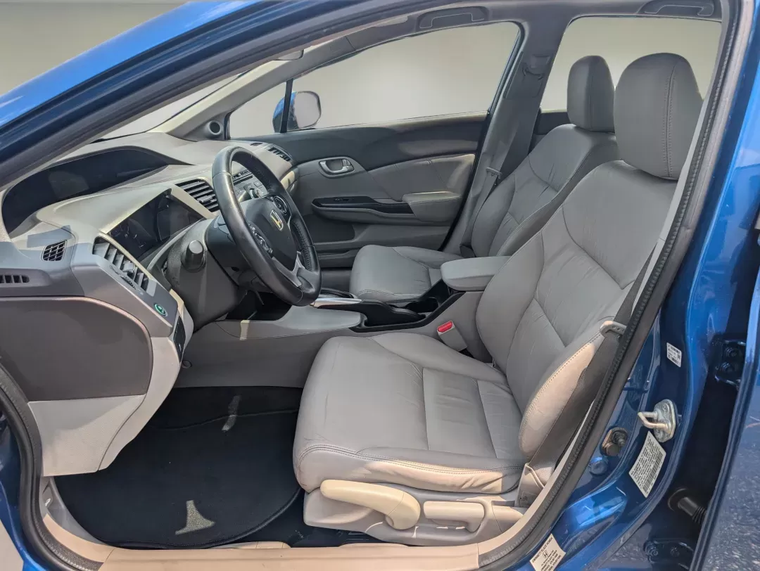 2012 Honda Civic Sdn EX-L (19XFB2F98CE) with an Gas I4 1.8L/110 engine, 5-Speed Automatic transmission, located at 3959 U.S. 80 W, Phenix City, AL, 36870, (334) 297-4885, 32.469296, -85.135185 - 2012 Honda Civic Sdn EX-L - Photo#10