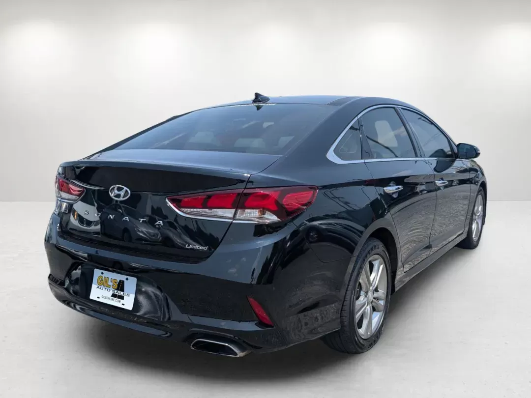 2019 /Beige Hyundai Sonata Limited (5NPE34AF6KH) with an Regular Unleaded I-4 2.4 L/144 engine, 6-Speed Automatic w/OD transmission, located at 3959 U.S. 80 W, Phenix City, AL, 36870, (334) 297-4885, 32.469296, -85.135185 - 2019 Hyundai Sonata Limited - Photo#5