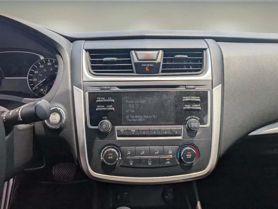 2016 Nissan Altima 2.5 (1N4AL3AP1GC) with an Regular Unleaded I-4 2.5 L/152 engine, 1-Speed CVT w/OD transmission, located at 3959 U.S. 80 W, Phenix City, AL, 36870, (334) 297-4885, 32.469296, -85.135185 - 2016 Nissan Altima 2.5 - Photo#15