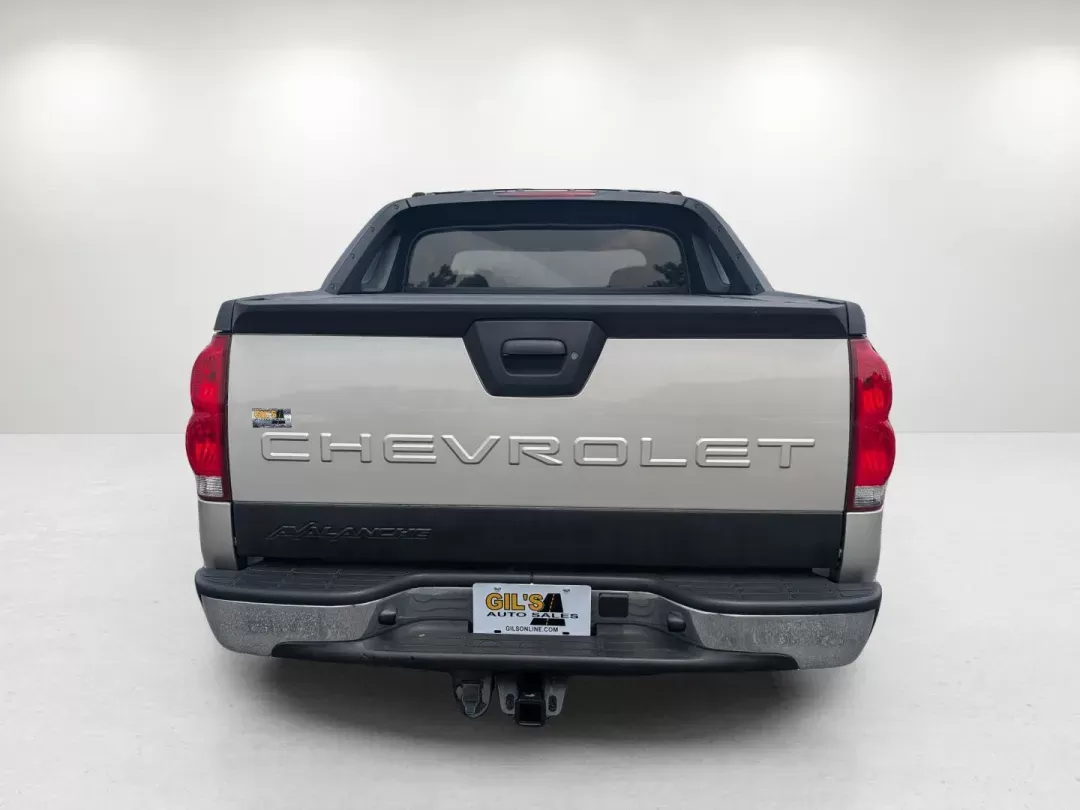 2004 /Dark Charcoal Chevrolet Avalanche Z66 (3GNEC12T54G) with an Gas V8 5.3L/327 engine, 4-Speed Automatic w/OD transmission, located at 3959 U.S. 80 W, Phenix City, AL, 36870, (334) 297-4885, 32.469296, -85.135185 - 2004 Chevrolet Avalanche Z66 - Photo#6
