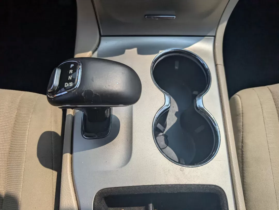 2015 /Lt Frost Beige/Black Jeep Grand Cherokee Laredo (1C4RJEAG2FC) with an Regular Unleaded V-6 3.6 L/220 engine, 8-Speed Automatic w/OD transmission, located at 3959 U.S. 80 W, Phenix City, AL, 36870, (334) 297-4885, 32.469296, -85.135185 - 2015 Jeep Grand Cherokee Laredo - Photo#13