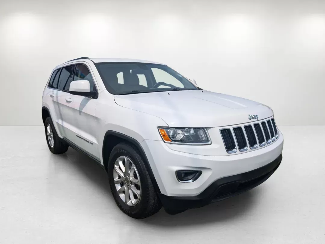 2015 /Lt Frost Beige/Black Jeep Grand Cherokee Laredo (1C4RJEAG2FC) with an Other engine, located at 521 Old Farm Lane Rd, Prattville, AL, 36066, (334) 325-1505, 32.482460, -86.416367 - **Adventure Awaits: Drive Home a 2015 Jeep Grand Cherokee Laredo Today!**<br /> <br /> Are you ready for your next adventure? Whether you're packing up for a weekend getaway, commuting to work, or navigating the daily hustle, the 2015 Jeep Grand Cherokee Laredo is the perfect vehicle for your lifest - Photo#2