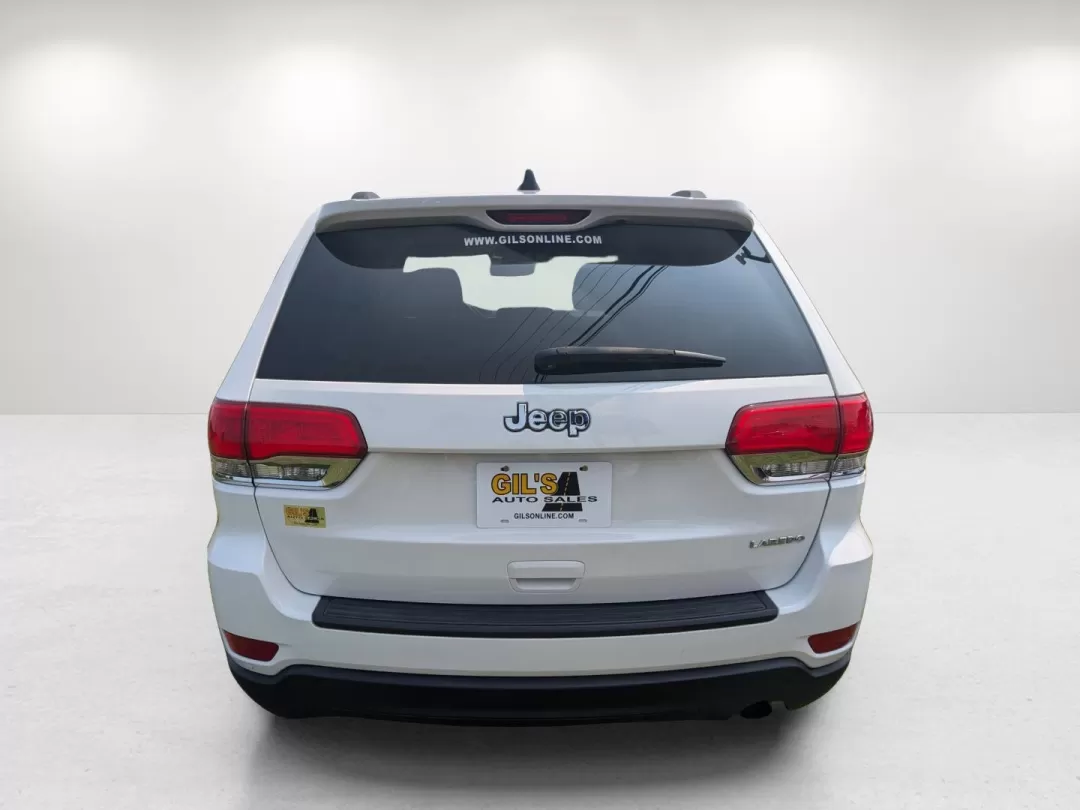 2015 /Lt Frost Beige/Black Jeep Grand Cherokee Laredo (1C4RJEAG2FC) with an Other engine, located at 1430 Gateway Drive, Opelika, AL, 36801, (334) 239-0944, 32.637871, -85.409790 - **Explore New Horizons with the 2015 Jeep Grand Cherokee Laredo Perfect for Life's Adventures!**<br /> <br /> If you're searching for a vehicle that seamlessly blends comfort, capability, and style, look no further than the 2015 Jeep Grand Cherokee Laredo available at Gils Auto in Prattville, AL. T - Photo#5