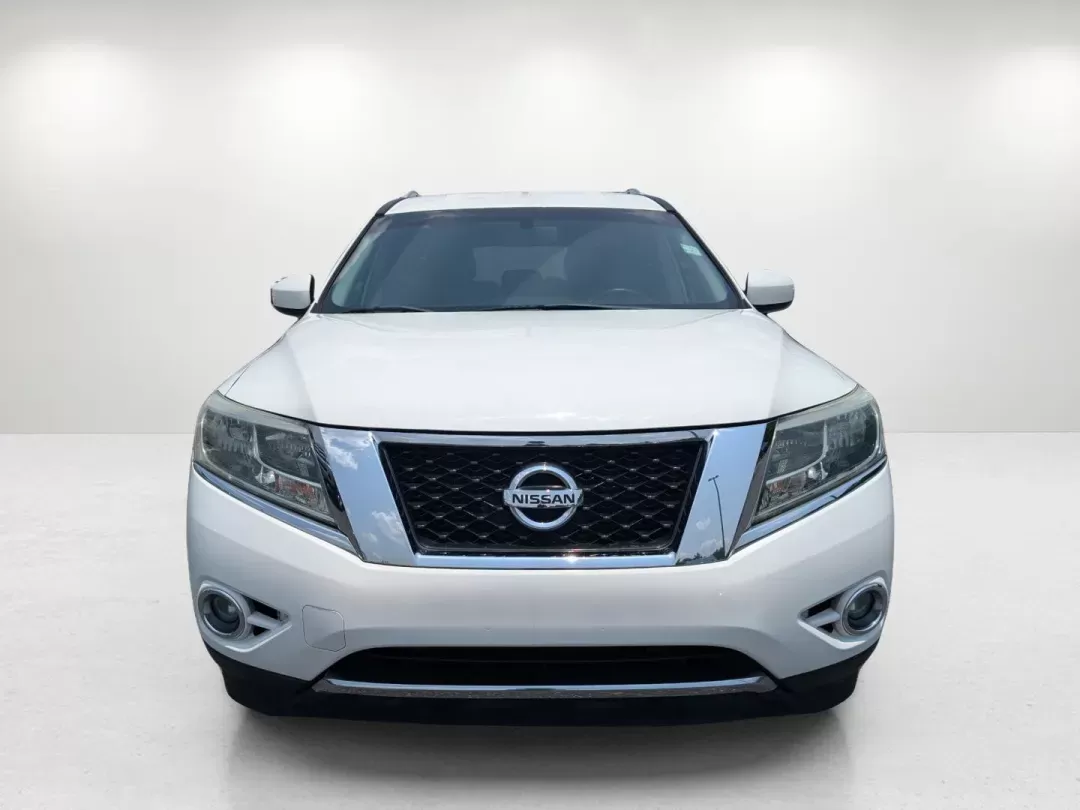 2016 Nissan Pathfinder SV (5N1AR2MN4GC) with an Regular Unleaded V-6 3.5 L/213 engine, 1-Speed CVT w/OD transmission, located at 804 22nd Ave, Phenix City, AL, 36870, (334) 297-1860, 32.484749, -85.024475 - 2016 Nissan Pathfinder SV - Photo#1