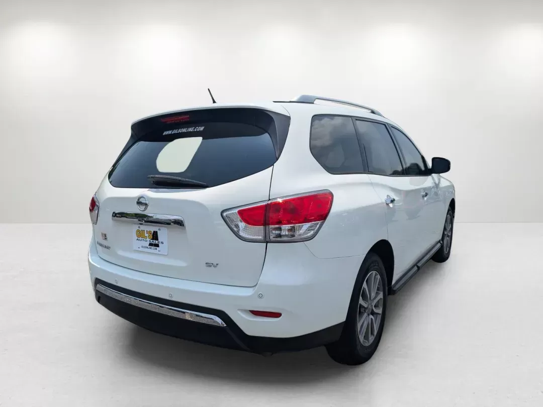 2016 Nissan Pathfinder SV (5N1AR2MN4GC) with an Regular Unleaded V-6 3.5 L/213 engine, 1-Speed CVT w/OD transmission, located at 804 22nd Ave, Phenix City, AL, 36870, (334) 297-1860, 32.484749, -85.024475 - 2016 Nissan Pathfinder SV - Photo#4