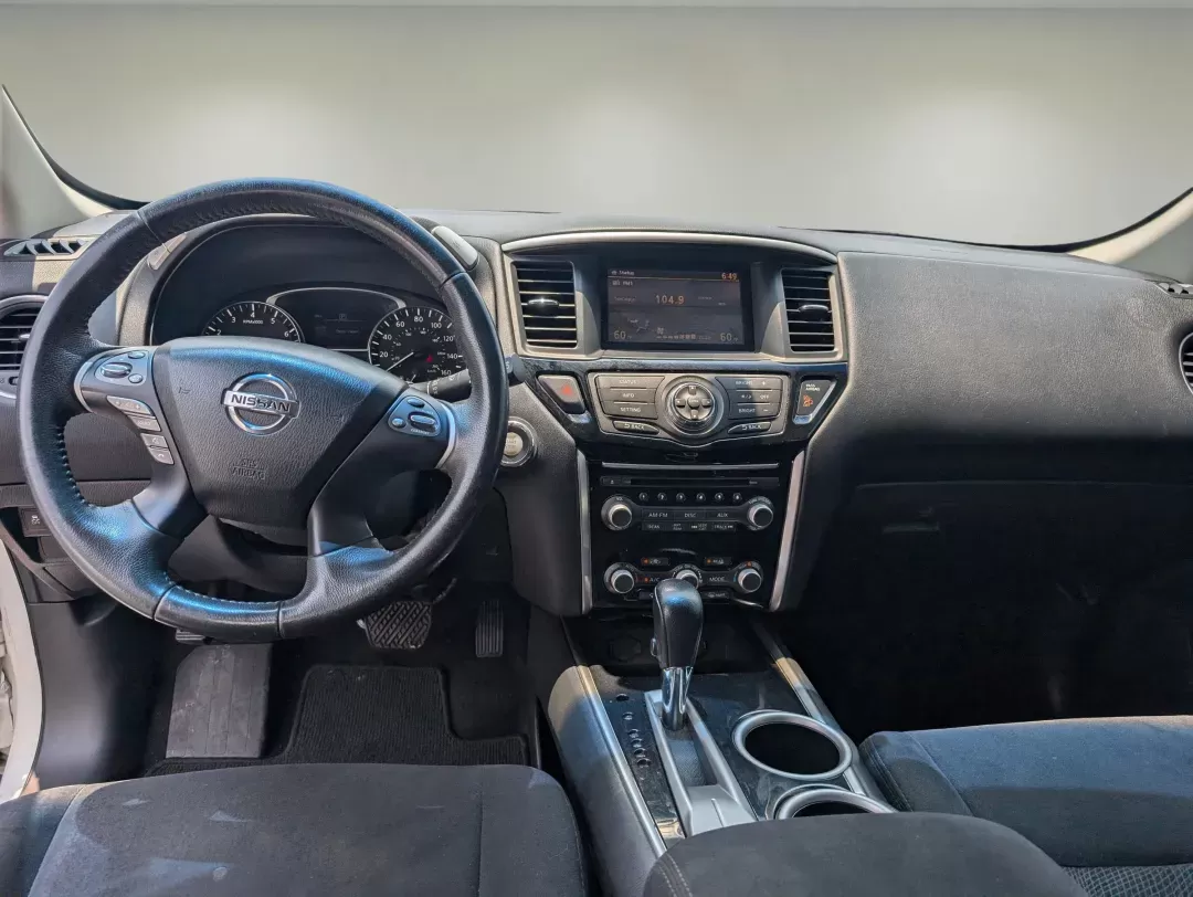 2016 Nissan Pathfinder SV (5N1AR2MN4GC) with an Regular Unleaded V-6 3.5 L/213 engine, 1-Speed CVT w/OD transmission, located at 804 22nd Ave, Phenix City, AL, 36870, (334) 297-1860, 32.484749, -85.024475 - 2016 Nissan Pathfinder SV - Photo#12