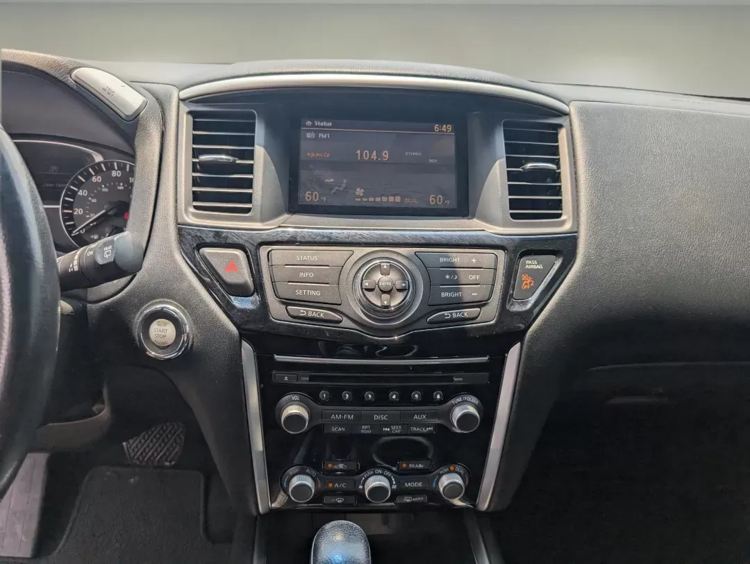 2016 Nissan Pathfinder SV (5N1AR2MN4GC) with an Regular Unleaded V-6 3.5 L/213 engine, 1-Speed CVT w/OD transmission, located at 804 22nd Ave, Phenix City, AL, 36870, (334) 297-1860, 32.484749, -85.024475 - 2016 Nissan Pathfinder SV - Photo#15