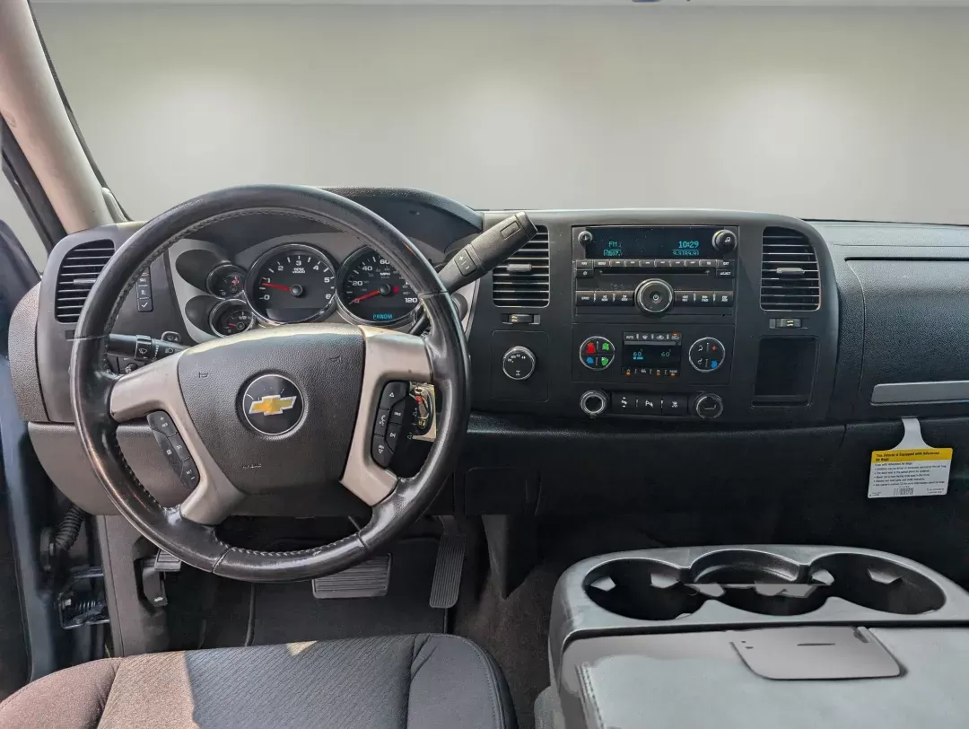 2011 /Ebony Chevrolet Silverado 1500 LT (1GCRKSE37BZ) with an Gas/Ethanol V8 5.3L/323 engine, 6-Speed Automatic transmission, located at 5115 14th Ave., Columbus, GA, 31904, (706) 323-0345, 32.511494, -84.971046 - 2011 Chevrolet Silverado 1500 LT - Photo#12
