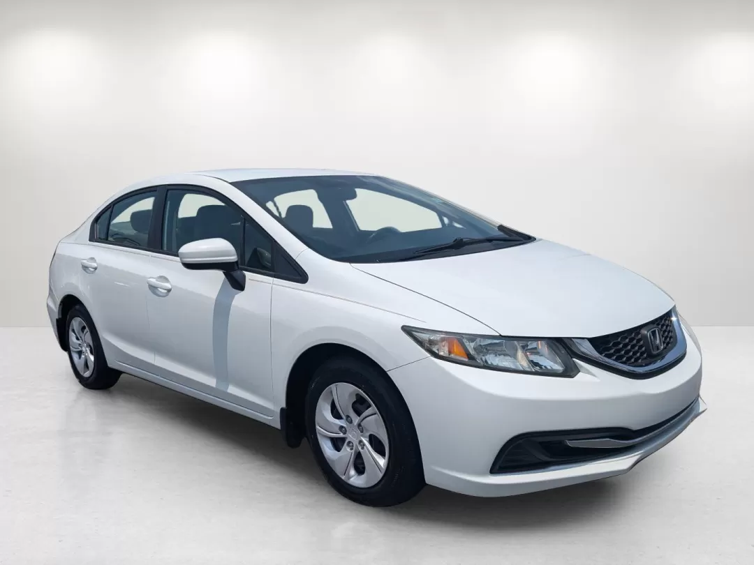 2014 Honda Civic Sedan LX (2HGFB2F52EH) with an Other engine, located at 1430 Gateway Drive, Opelika, AL, 36801, (334) 239-0944, 32.637871, -85.409790 - 2014 Honda Civic Sedan LX - Photo#2