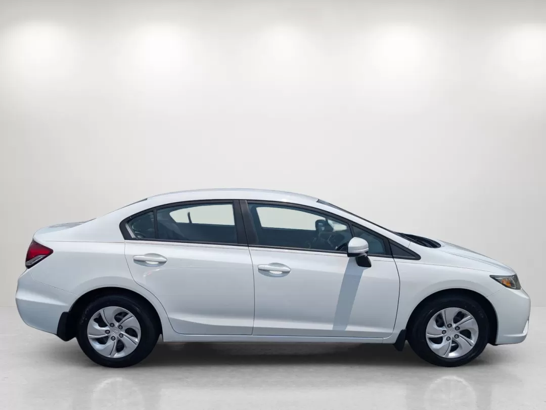 2014 Honda Civic Sedan LX (2HGFB2F52EH) with an Other engine, located at 1430 Gateway Drive, Opelika, AL, 36801, (334) 239-0944, 32.637871, -85.409790 - 2014 Honda Civic Sedan LX - Photo#3