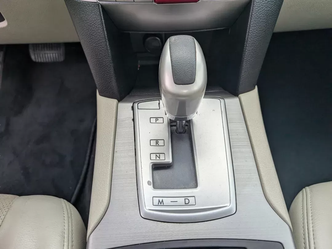 2010 /Ivory Subaru Legacy Limited (4S3BMBJ63A3) with an Gas Flat 4-Cyl 2.5L/150 engine, 1-Speed CVT transmission, located at 3959 U.S. 80 W, Phenix City, AL, 36870, (334) 297-4885, 32.469296, -85.135185 - 2010 Subaru Legacy Limited - Photo#14