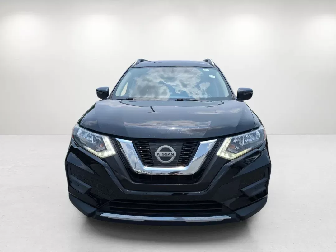 2017 /Charcoal Nissan Rogue SV (JN8AT2MV9HW) with an Regular Unleaded I-4 2.5 L/152 engine, 1-Speed CVT w/OD transmission, located at 804 22nd Ave, Phenix City, AL, 36870, (334) 297-1860, 32.484749, -85.024475 - 2017 Nissan Rogue SV - Photo#1