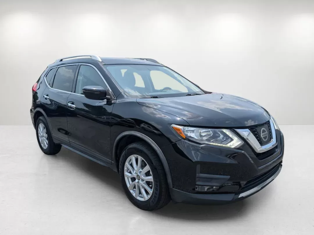 2017 /Charcoal Nissan Rogue SV (JN8AT2MV9HW) with an Regular Unleaded I-4 2.5 L/152 engine, 1-Speed CVT w/OD transmission, located at 804 22nd Ave, Phenix City, AL, 36870, (334) 297-1860, 32.484749, -85.024475 - 2017 Nissan Rogue SV - Photo#2
