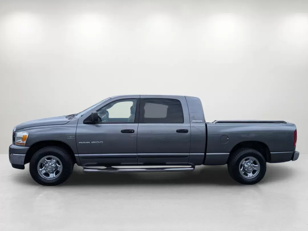 2006 Dodge Ram 1500 (3D7KR19D76G) with an Gas V8 5.7L/345 engine, 5-Speed Automatic w/OD transmission, located at 3959 U.S. 80 W, Phenix City, AL, 36870, (334) 297-4885, 32.469296, -85.135185 - 2006 Dodge Ram 1500 - Photo#8