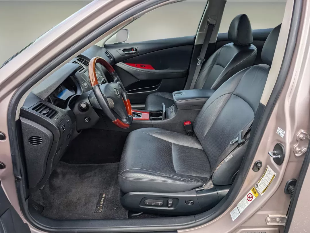 2008 Lexus ES 350 (JTHBJ46G782) with an Gas V6 3.5L/210 engine, 6-Speed Automatic transmission, located at 3959 U.S. 80 W, Phenix City, AL, 36870, (334) 297-4885, 32.469296, -85.135185 - 2008 Lexus ES 350 - Photo#10