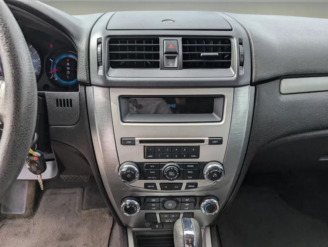 2010 Ford Fusion SE (3FAHP0HA6AR) with an Gas I4 2.5L/152 engine, located at 3959 U.S. 80 W, Phenix City, AL, 36870, (334) 297-4885, 32.469296, -85.135185 - 2010 Ford Fusion SE - Photo#14