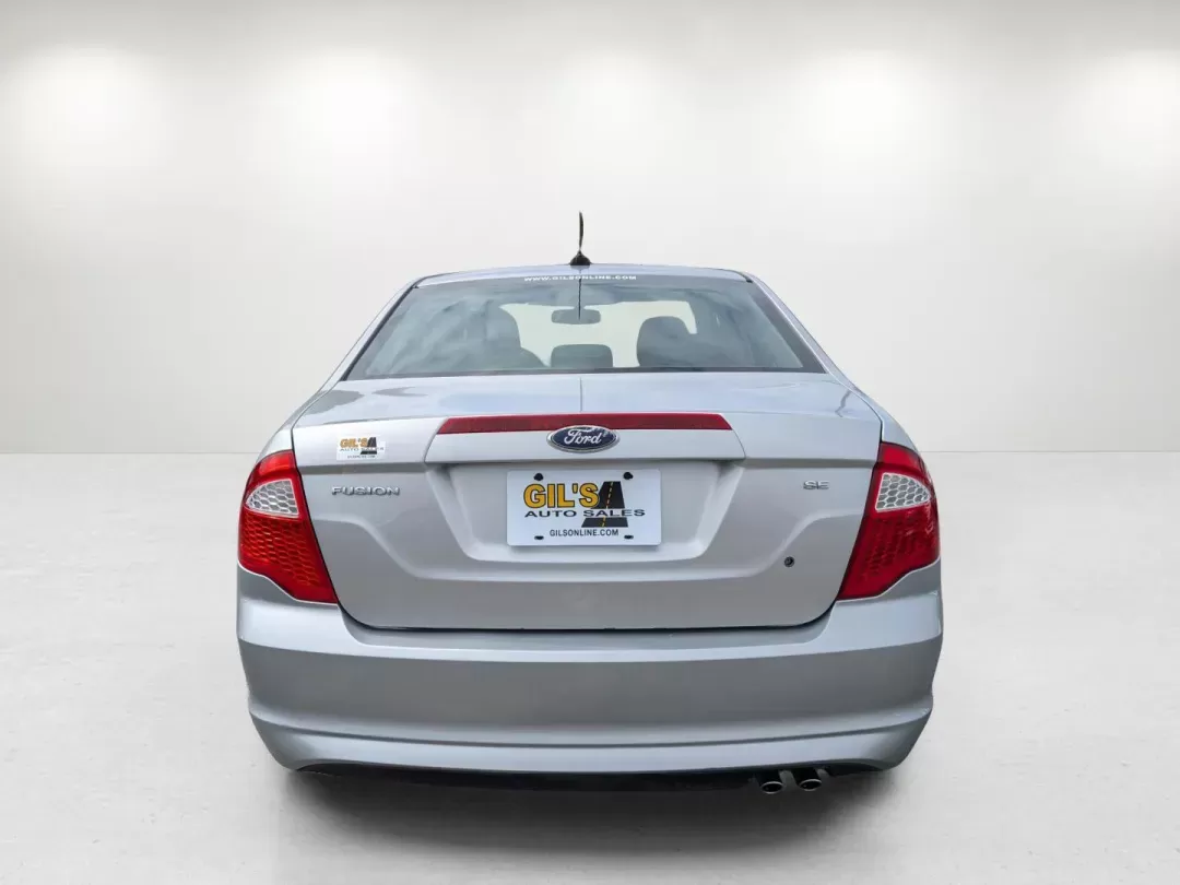2010 Ford Fusion SE (3FAHP0HA6AR) with an Gas I4 2.5L/152 engine, located at 1430 Gateway Drive, Opelika, AL, 36801, (334) 239-0944, 32.637871, -85.409790 - 2010 Ford Fusion SE - Photo#5