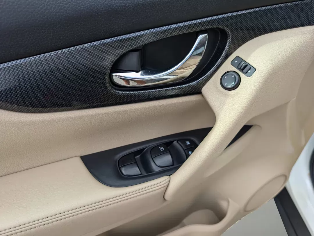 2015 /Almond Nissan Rogue SL (5N1AT2MV2FC) with an Other engine, located at 1430 Gateway Drive, Opelika, AL, 36801, (334) 239-0944, 32.637871, -85.409790 - ### Explore New Adventures with the 2015 Nissan Rogue SL at Gils Auto - Phenix City #2!<br /> <br /> Are you ready to elevate your lifestyle with a versatile vehicle that can handle both daily commutes and weekend escapades? The **2015 Nissan Rogue SL** is the perfect companion for growing families, - Photo#8