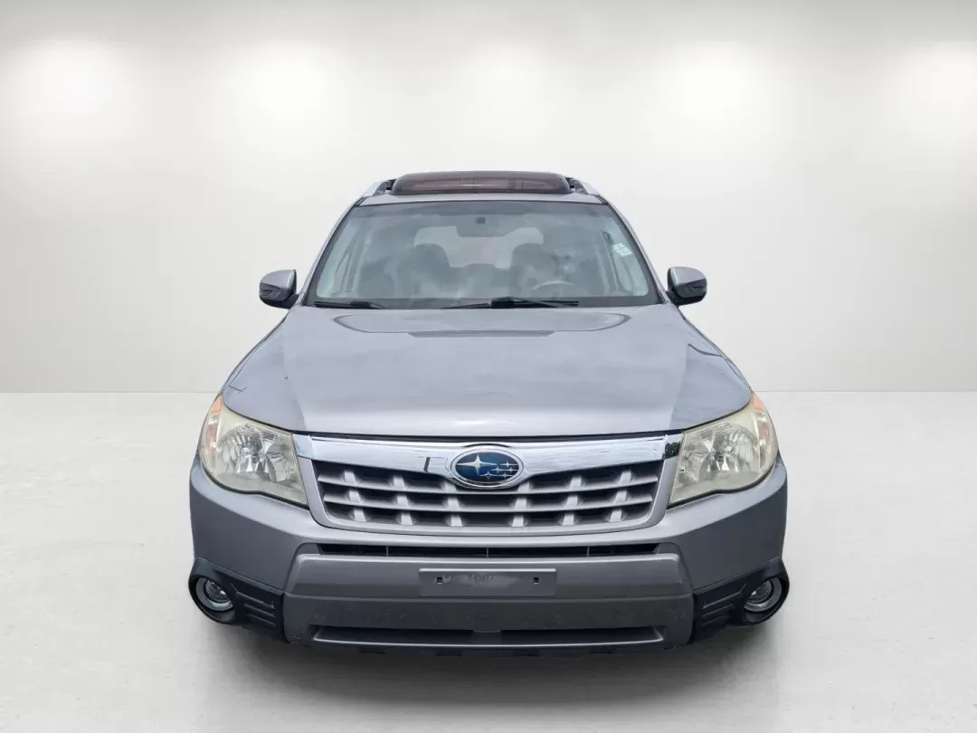 2011 /Platinum Subaru Forester 2.5X Touring (JF2SHAGC8BH) with an Gas Flat 4 2.5L/152 engine, 4-Speed Automatic w/OD transmission, located at 3959 U.S. 80 W, Phenix City, AL, 36870, (334) 297-4885, 32.469296, -85.135185 - 2011 Subaru Forester 2.5X Touring - Photo#2