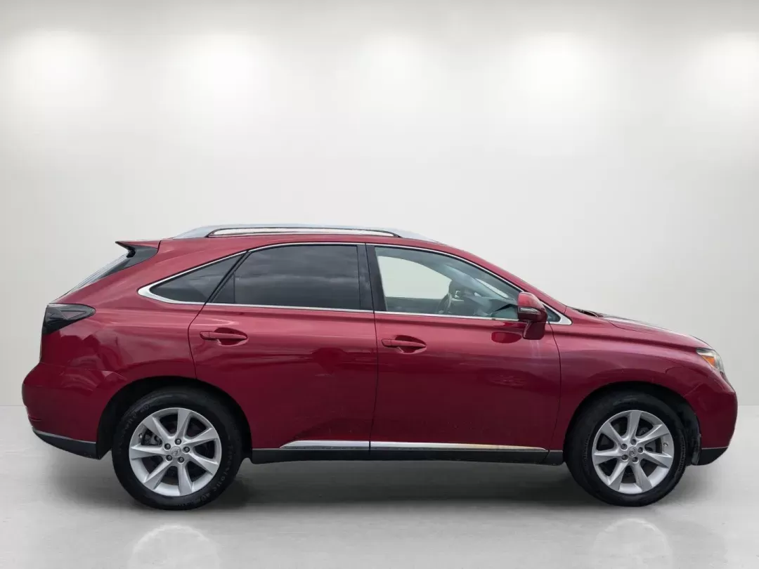 2011 Lexus RX 350 (2T2ZK1BA3BC) with an Gas V6 3.5L/211 engine, 6-Speed Automatic transmission, located at 3959 U.S. 80 W, Phenix City, AL, 36870, (334) 297-4885, 32.469296, -85.135185 - 2011 Lexus RX 350 - Photo#4