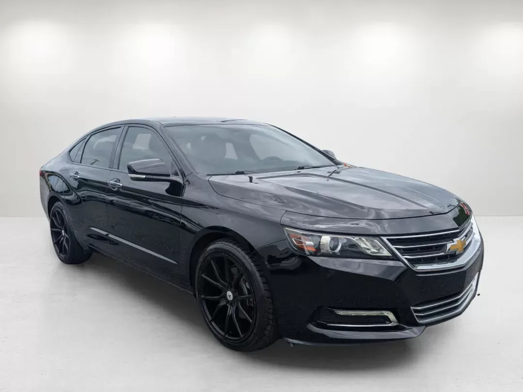 2016 /Jet Black Chevrolet Impala LTZ (2G1145S38G9) with an Gas/Ethanol V6 3.6L/217 engine, 6-Speed Automatic transmission, located at 3959 U.S. 80 W, Phenix City, AL, 36870, (334) 297-4885, 32.469296, -85.135185 - 2016 Chevrolet Impala LTZ - Photo#3