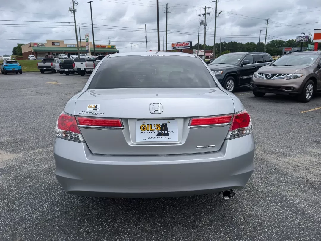 2012 Honda Accord Sdn SE (1HGCP2F60CA) with an Gas I4 2.4L/144 engine, 5-Speed Automatic transmission, located at 3959 U.S. 80 W, Phenix City, AL, 36870, (334) 297-4885, 32.469296, -85.135185 - 2012 Honda Accord Sdn SE - Photo#5