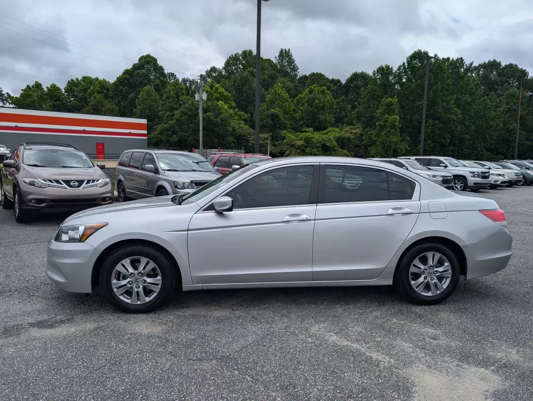2012 Honda Accord Sdn SE (1HGCP2F60CA) with an Gas I4 2.4L/144 engine, 5-Speed Automatic transmission, located at 3959 U.S. 80 W, Phenix City, AL, 36870, (334) 297-4885, 32.469296, -85.135185 - 2012 Honda Accord Sdn SE - Photo#7