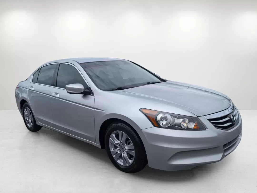 2012 Honda Accord Sdn SE (1HGCP2F60CA) with an Gas I4 2.4L/144 engine, 5-Speed Automatic transmission, located at 3959 U.S. 80 W, Phenix City, AL, 36870, (334) 297-4885, 32.469296, -85.135185 - 2012 Honda Accord Sdn SE - Photo#3