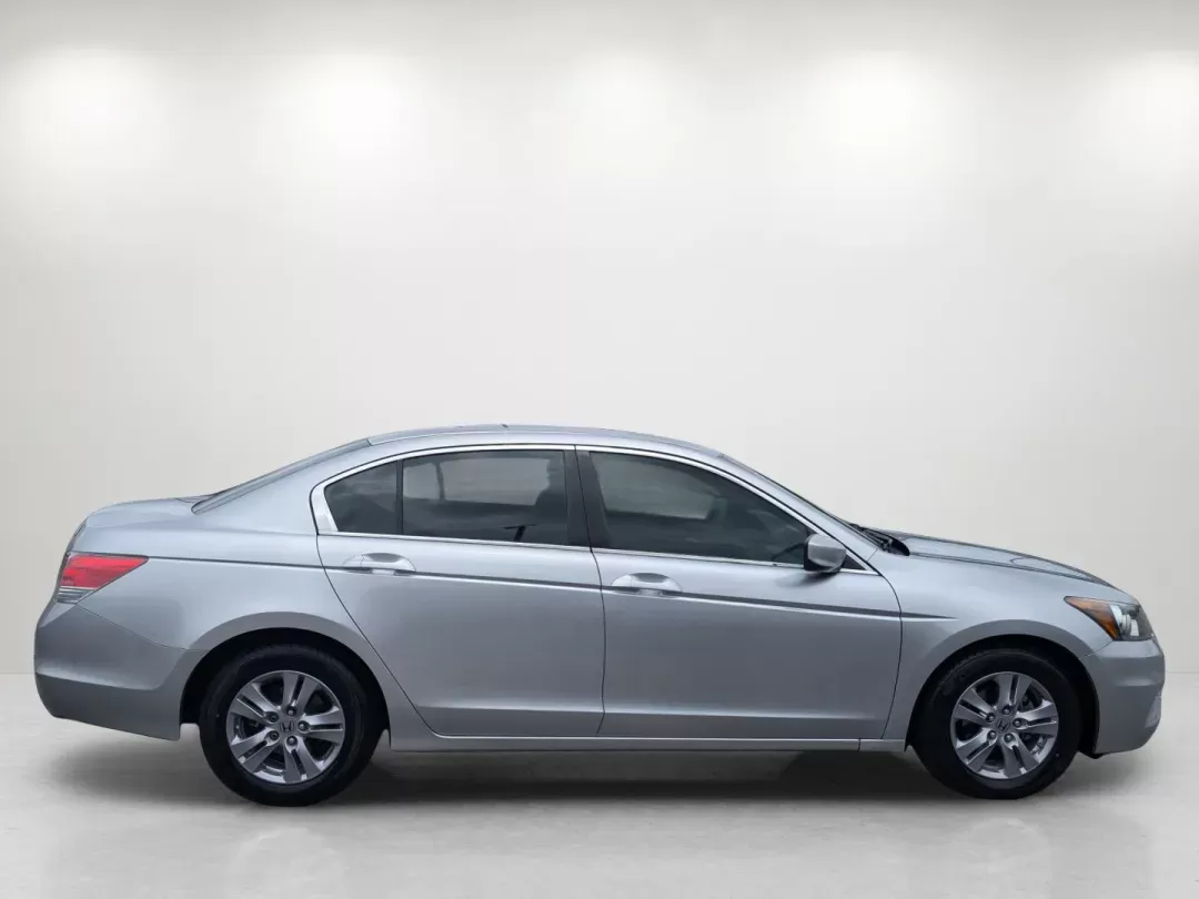 2012 Honda Accord Sdn SE (1HGCP2F60CA) with an Gas I4 2.4L/144 engine, 5-Speed Automatic transmission, located at 3959 U.S. 80 W, Phenix City, AL, 36870, (334) 297-4885, 32.469296, -85.135185 - 2012 Honda Accord Sdn SE - Photo#4
