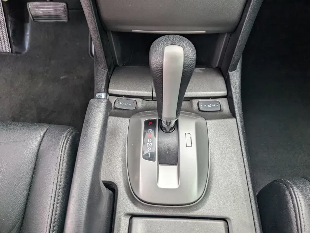 2012 Honda Accord Sdn SE (1HGCP2F60CA) with an Gas I4 2.4L/144 engine, 5-Speed Automatic transmission, located at 3959 U.S. 80 W, Phenix City, AL, 36870, (334) 297-4885, 32.469296, -85.135185 - 2012 Honda Accord Sdn SE - Photo#13