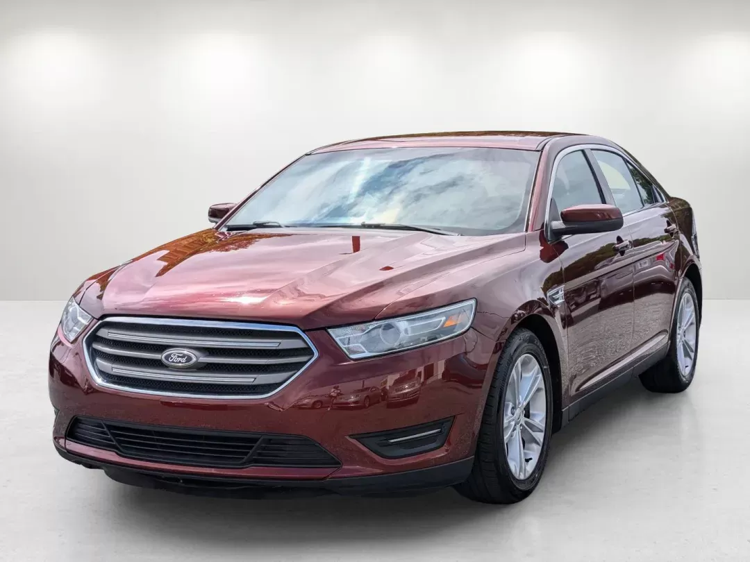 2016 Ford Taurus SEL (1FAHP2E80GG) with an Regular Unleaded V-6 3.5 L/213 engine, 6-Speed Automatic w/OD transmission, located at 5115 14th Ave., Columbus, GA, 31904, (706) 323-0345, 32.511494, -84.971046 - 2016 Ford Taurus SEL - Photo#1