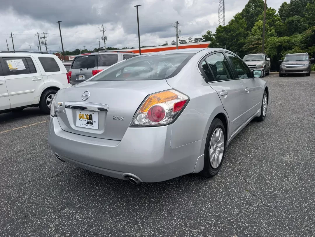 2012 /Charcoal Nissan Altima 2.5 S (1N4AL2AP3CN) with an Gas I4 2.5L/ engine, 1-Speed Continuously Variable Ratio transmission, located at 3959 U.S. 80 W, Phenix City, AL, 36870, (334) 297-4885, 32.469296, -85.135185 - 2012 Nissan Altima 2.5 S - Photo#4