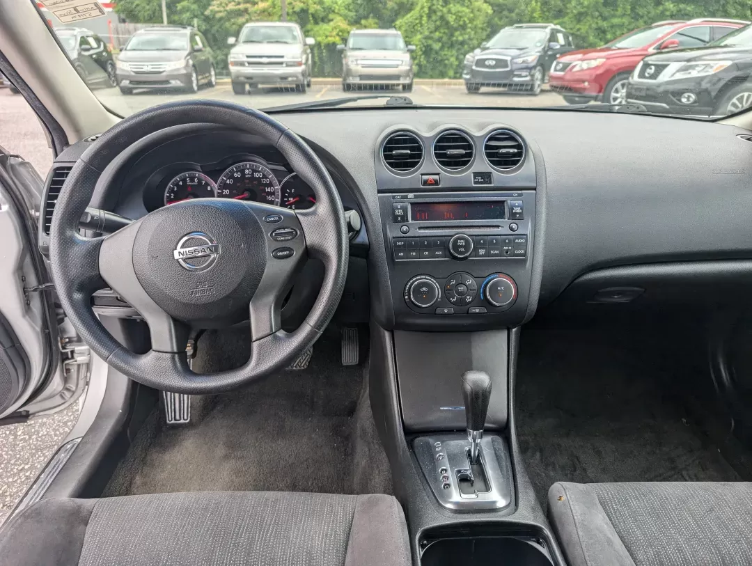 2012 /Charcoal Nissan Altima 2.5 S (1N4AL2AP3CN) with an Gas I4 2.5L/ engine, 1-Speed Continuously Variable Ratio transmission, located at 3959 U.S. 80 W, Phenix City, AL, 36870, (334) 297-4885, 32.469296, -85.135185 - 2012 Nissan Altima 2.5 S - Photo#11