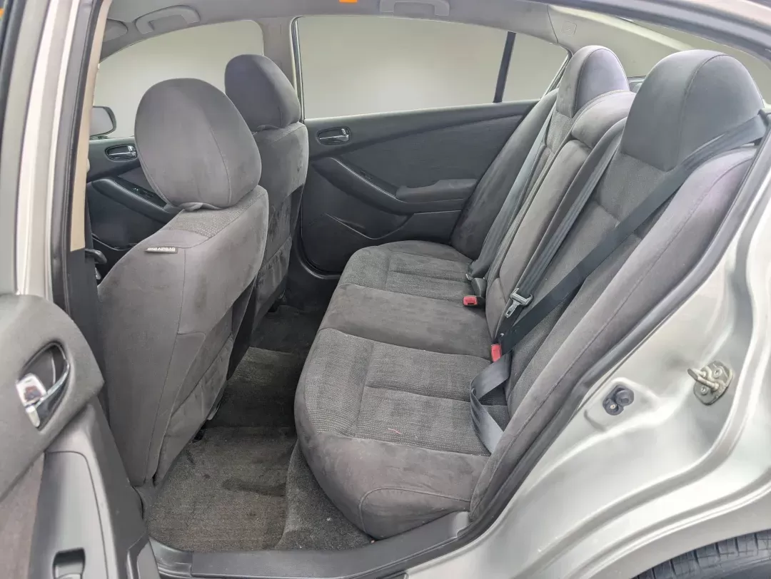 2012 /Charcoal Nissan Altima 2.5 S (1N4AL2AP3CN) with an Gas I4 2.5L/ engine, 1-Speed Continuously Variable Ratio transmission, located at 3959 U.S. 80 W, Phenix City, AL, 36870, (334) 297-4885, 32.469296, -85.135185 - 2012 Nissan Altima 2.5 S - Photo#11
