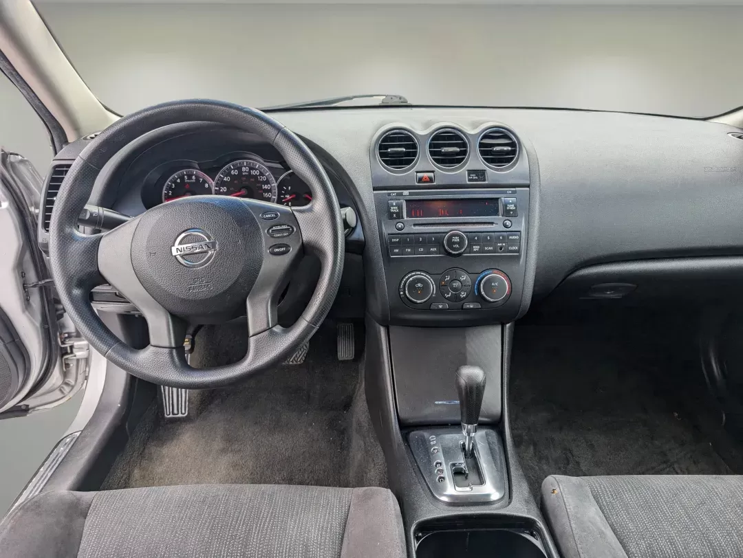 2012 /Charcoal Nissan Altima 2.5 S (1N4AL2AP3CN) with an Gas I4 2.5L/ engine, 1-Speed Continuously Variable Ratio transmission, located at 3959 U.S. 80 W, Phenix City, AL, 36870, (334) 297-4885, 32.469296, -85.135185 - 2012 Nissan Altima 2.5 S - Photo#12