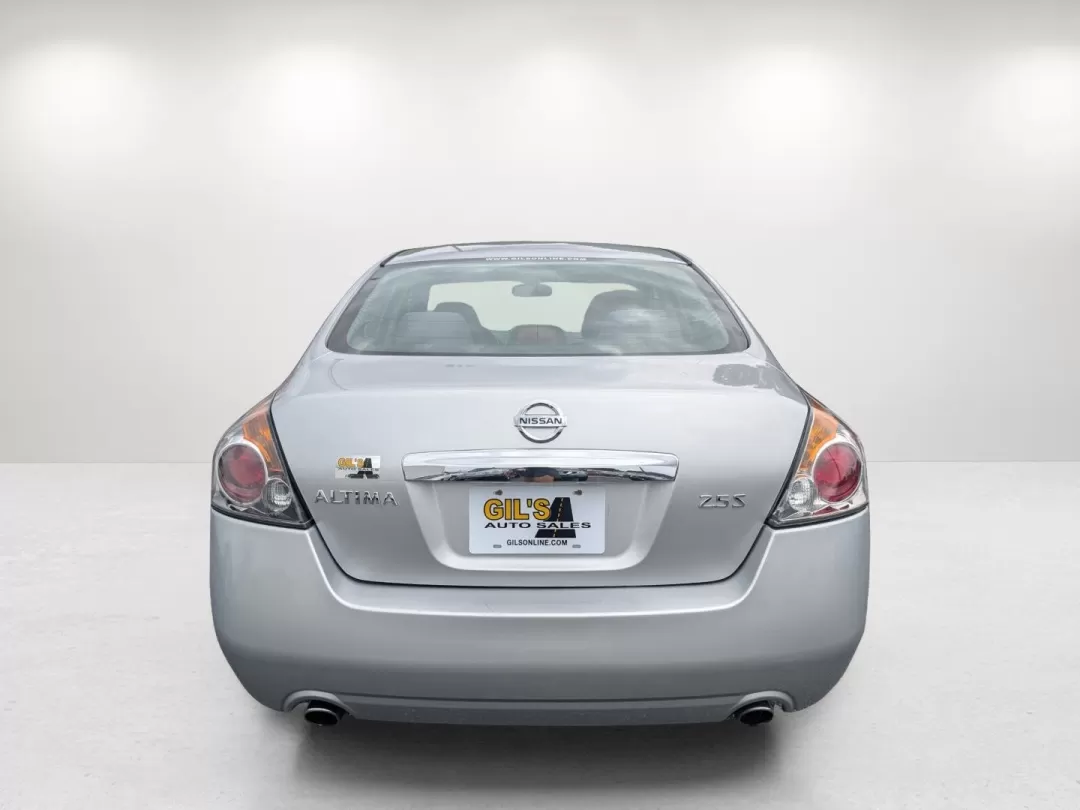 2012 /Charcoal Nissan Altima 2.5 S (1N4AL2AP3CN) with an Other engine, located at 7000 Northlake Connector, Columbus, GA, 31904, (706) 987-8085, 32.524975, -84.978134 - Introducing the perfect blend of comfort, efficiency, and style-the 2012 Nissan Altima 2.5 S, designed for those who desire an exceptional driving experience without breaking the bank! This versatile sedan is ideal for budget-conscious buyers, making it a great choice for busy commuters or families - Photo#5