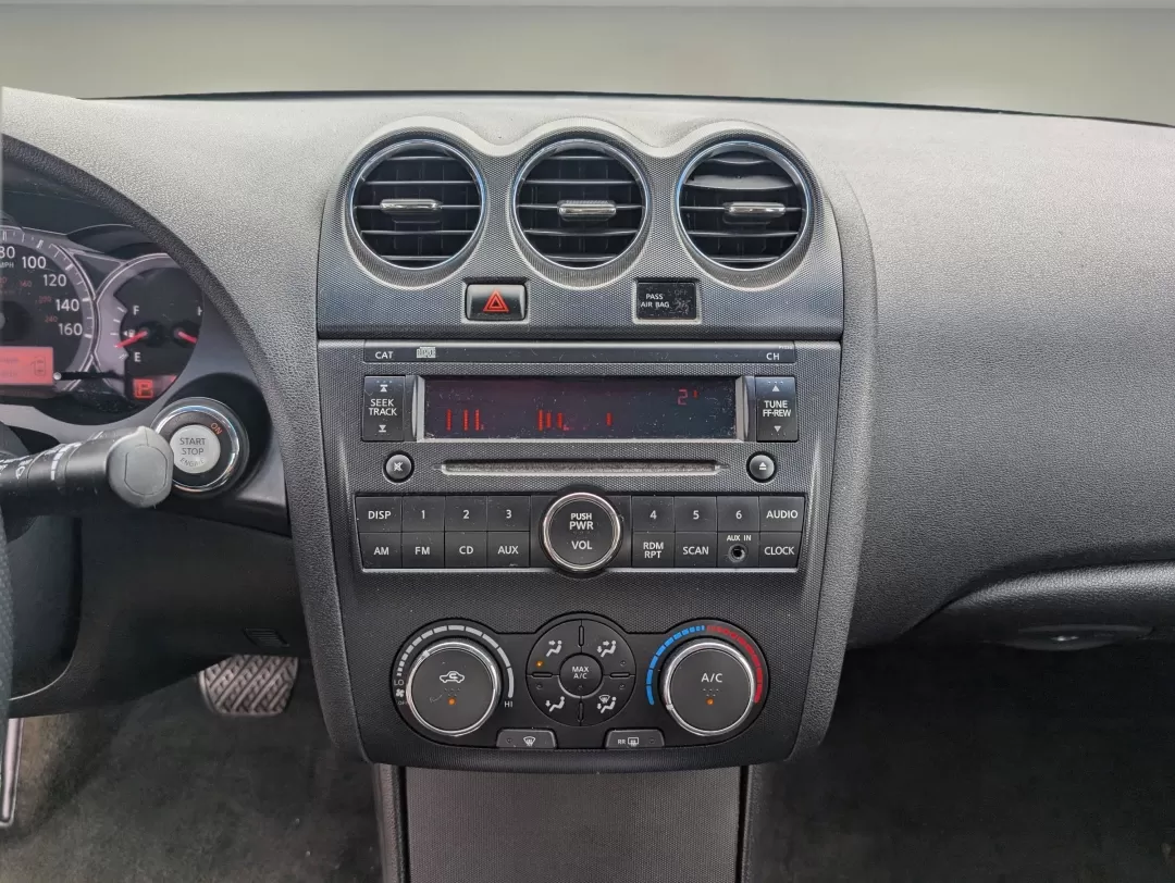 2012 /Charcoal Nissan Altima 2.5 S (1N4AL2AP3CN) with an Other engine, located at 7000 Northlake Connector, Columbus, GA, 31904, (706) 987-8085, 32.524975, -84.978134 - Introducing the perfect blend of comfort, efficiency, and style-the 2012 Nissan Altima 2.5 S, designed for those who desire an exceptional driving experience without breaking the bank! This versatile sedan is ideal for budget-conscious buyers, making it a great choice for busy commuters or families - Photo#12