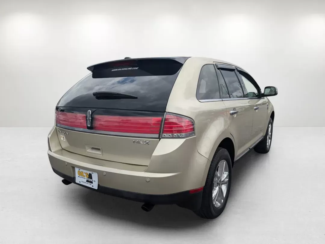 2010 Lincoln MKX (2LMDJ6JC4AB) with an Gas V6 3.5L/213 engine, 6-Speed w/OD Automatic transmission, located at 3959 U.S. 80 W, Phenix City, AL, 36870, (334) 297-4885, 32.469296, -85.135185 - 2010 Lincoln MKX - Photo#5