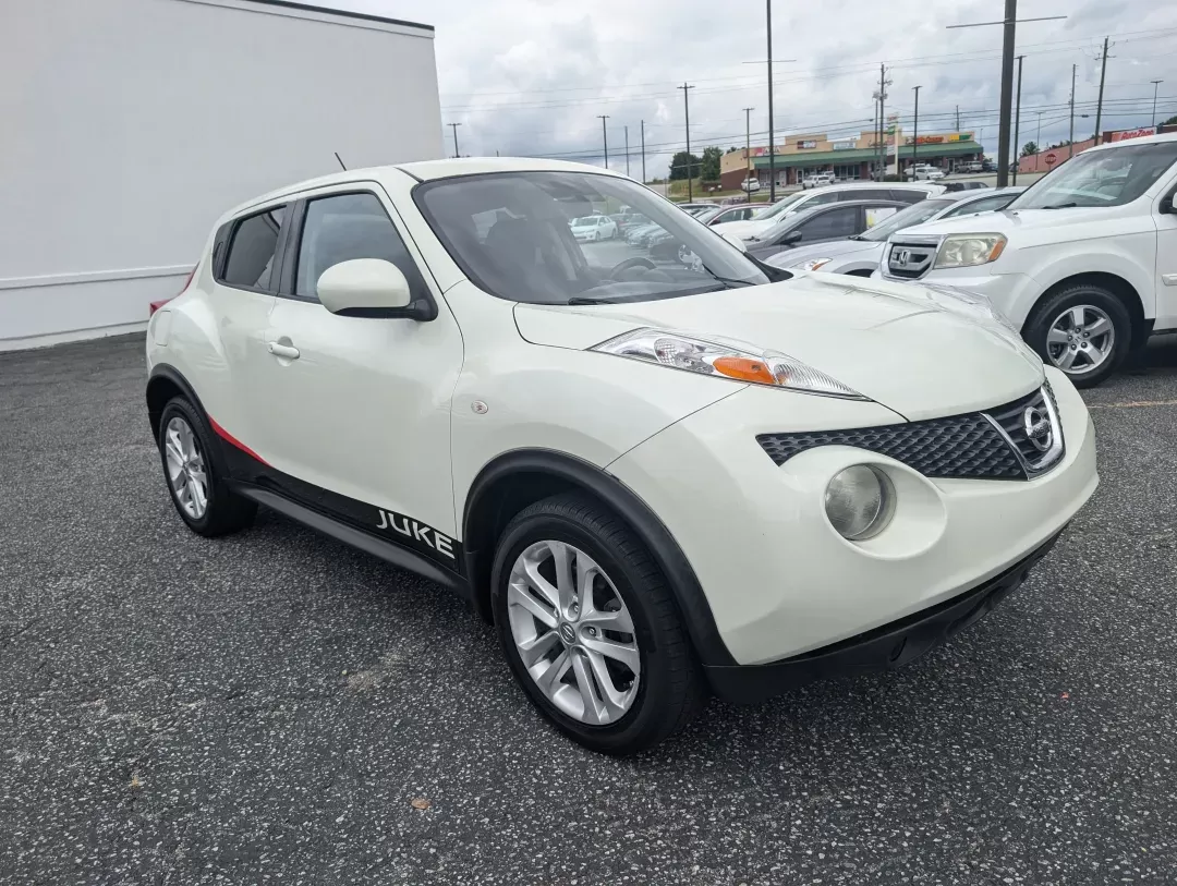 2012 /Black Nissan JUKE SV (JN8AF5MRXCT) with an Gas Turbocharged I4 1.6L/ engine, 1-Speed CVT transmission, located at 3959 U.S. 80 W, Phenix City, AL, 36870, (334) 297-4885, 32.469296, -85.135185 - 2012 Nissan JUKE SV - Photo#2